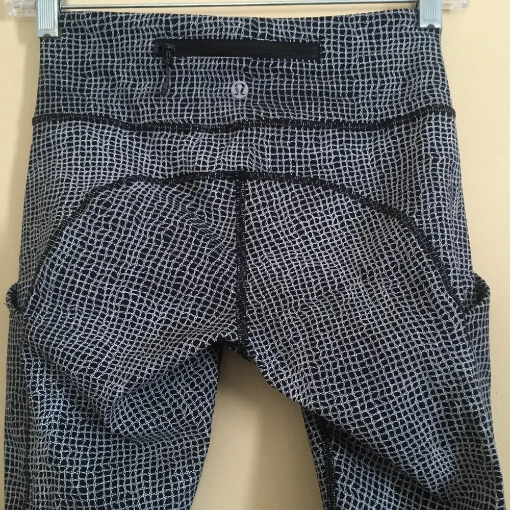 Lululemon Speed Tight V Fall Net Crop Leggings 2 Athletic Running Gym Workout
